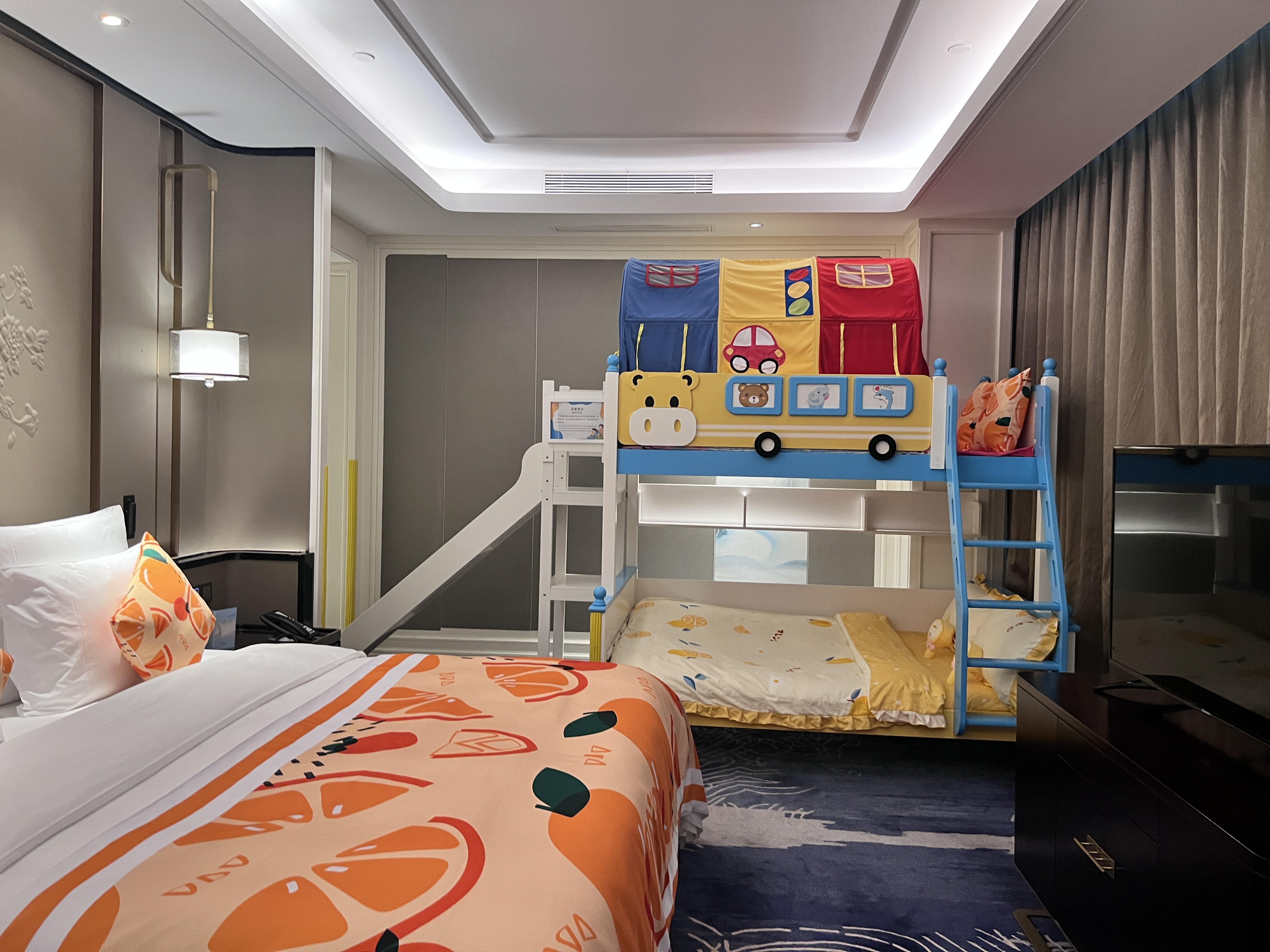 Guest room feature at the Wyndham Qingdao in Qingdao, Other than US/Canada