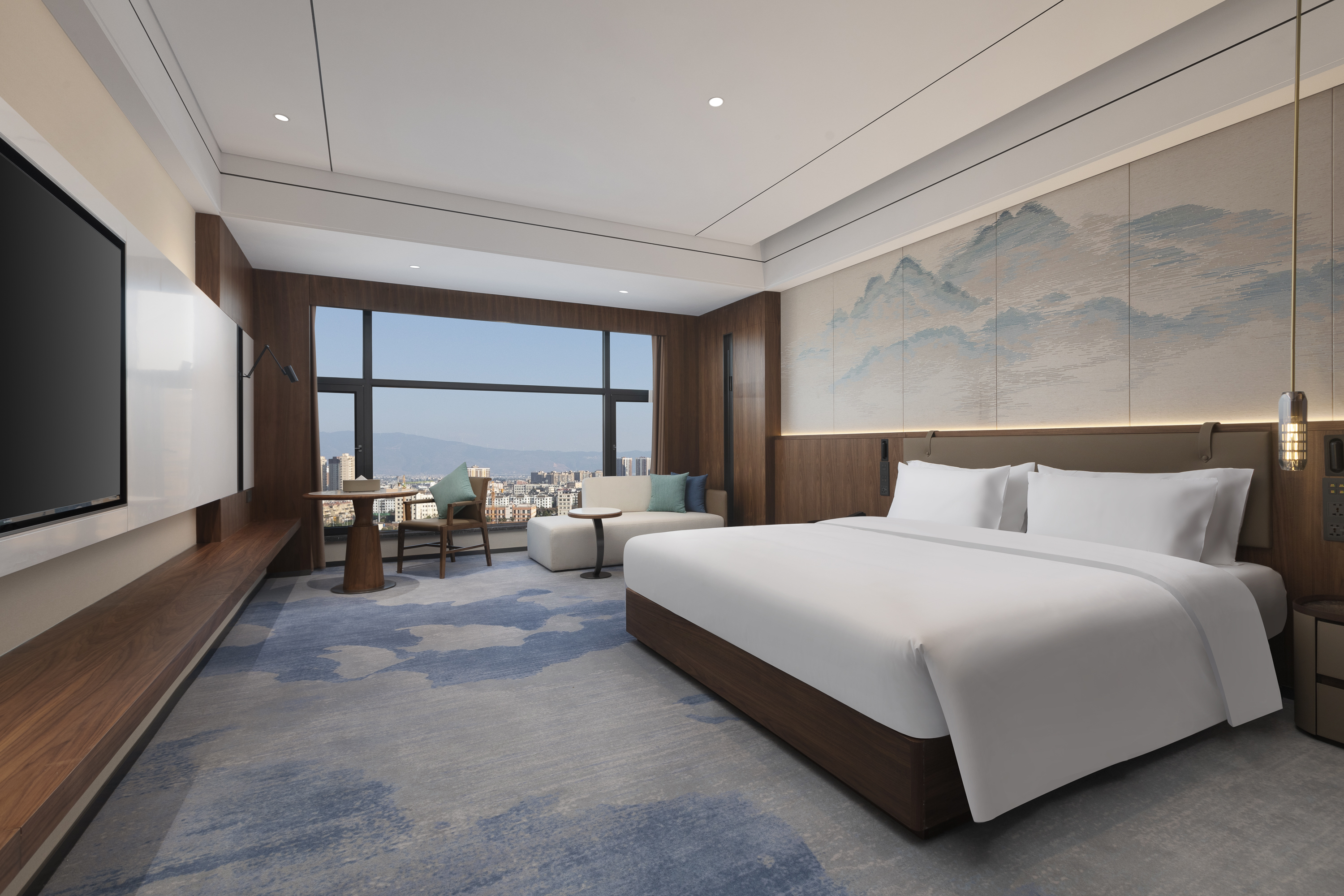 Guest room at the Wyndham Qujing Luliang in Qujing, Other than US/Canada