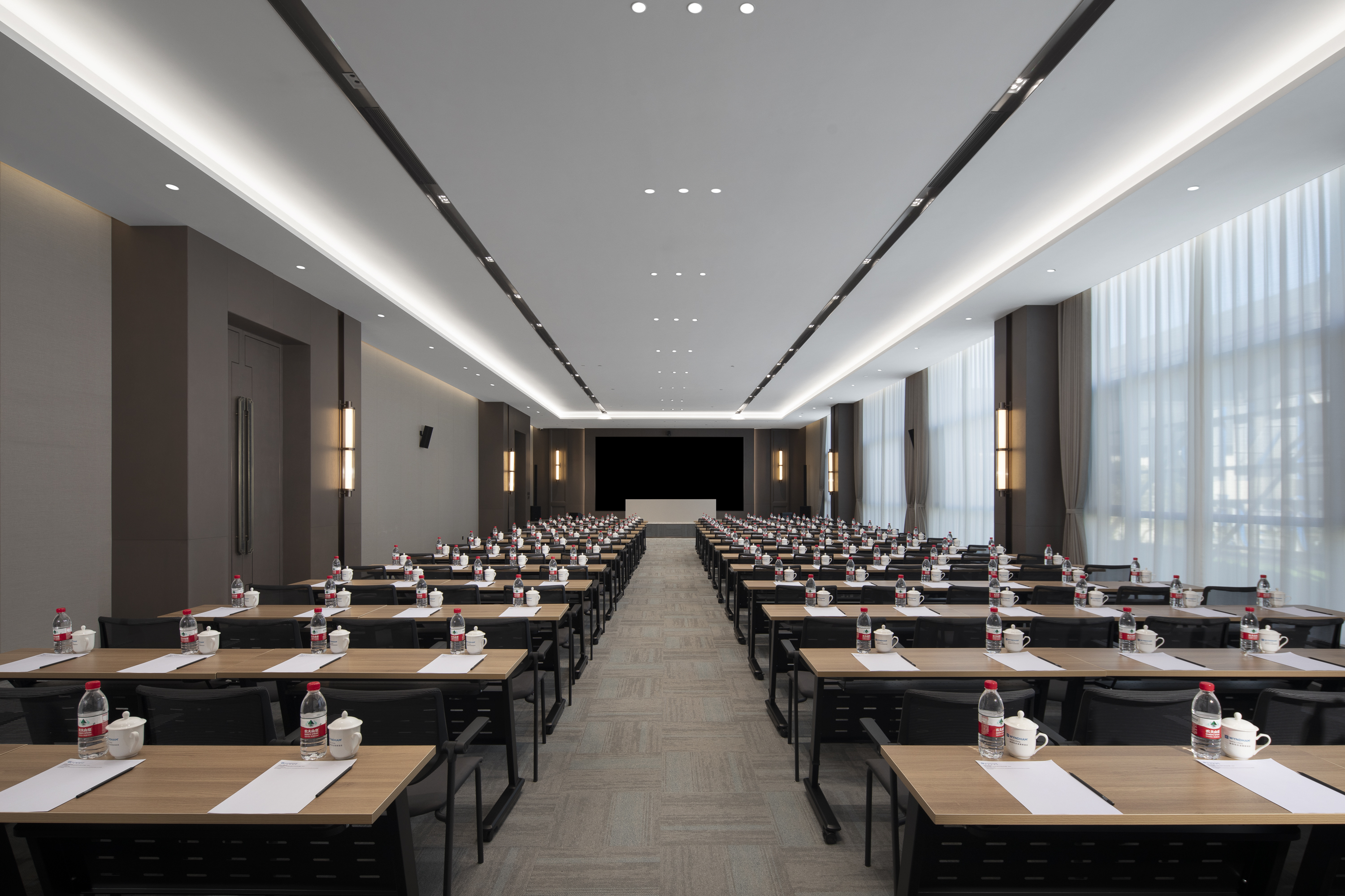 Meeting room at Wyndham Qujing Luliang in Qujing, Other than US/Canada