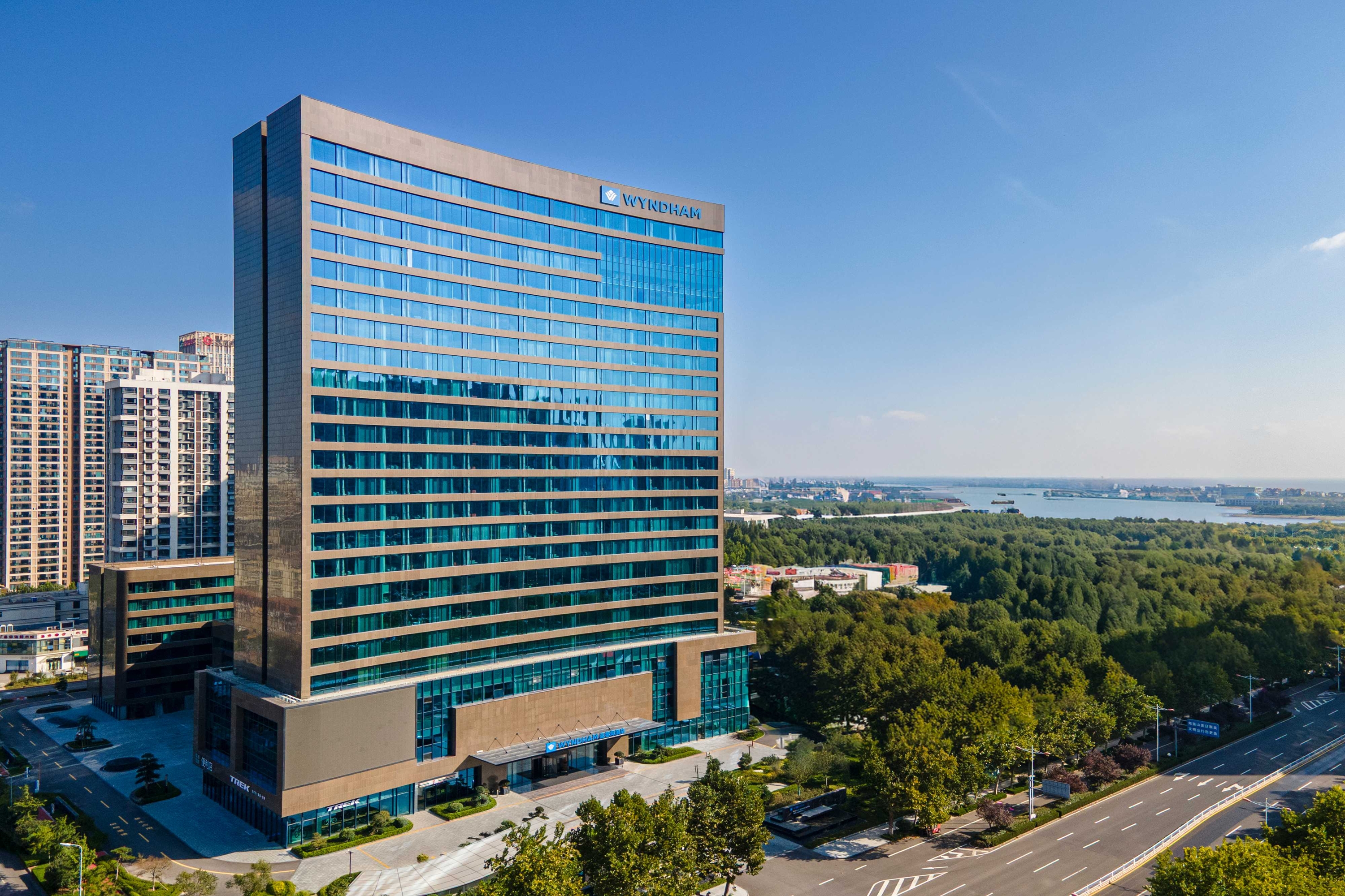Exterior of Wyndham Rizhao Downtown hotel in Rizhao, Other than US/Canada