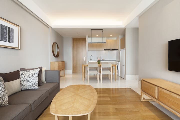 Wyndham Sanya Bay suite in Sanya, Other than US/Canada