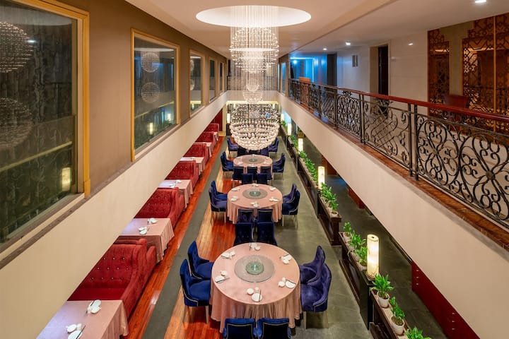 Wyndham Shanghai Hongqiao restaurant in Shanghai, Other than US/Canada