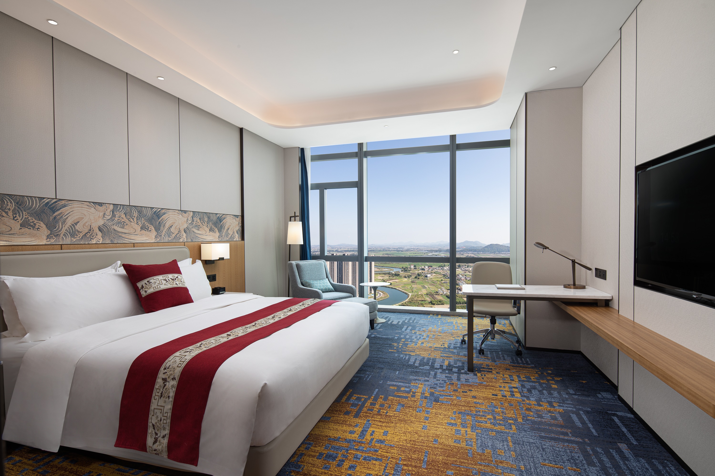 Guest room at the Wyndham Shanwei Haifeng in Shanwei, Other than US/Canada