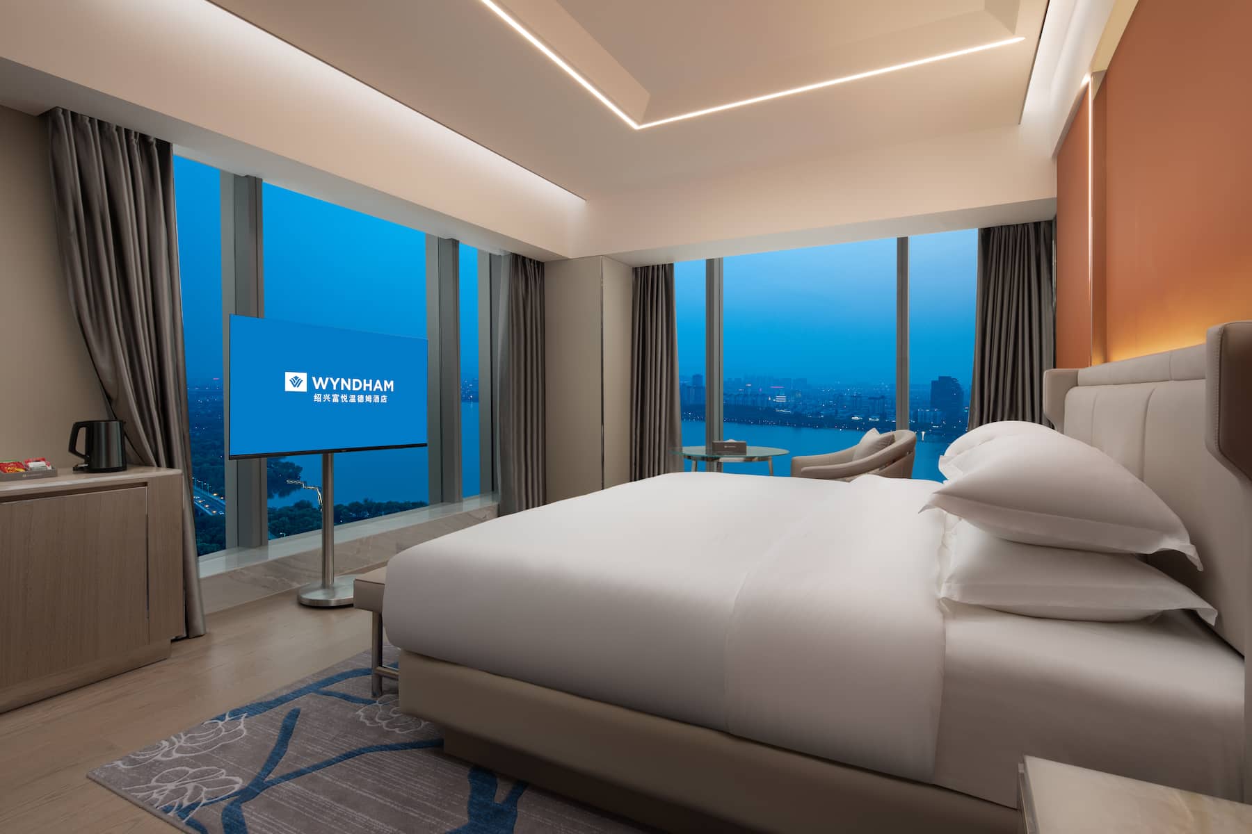 Guest room at the Wyndham Shaoxing Keqiao in Shaoxing, Other than US/Canada