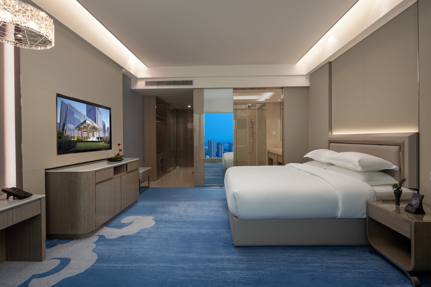 Guest room at the Wyndham Shaoxing Keqiao in Shaoxing, Other than US/Canada