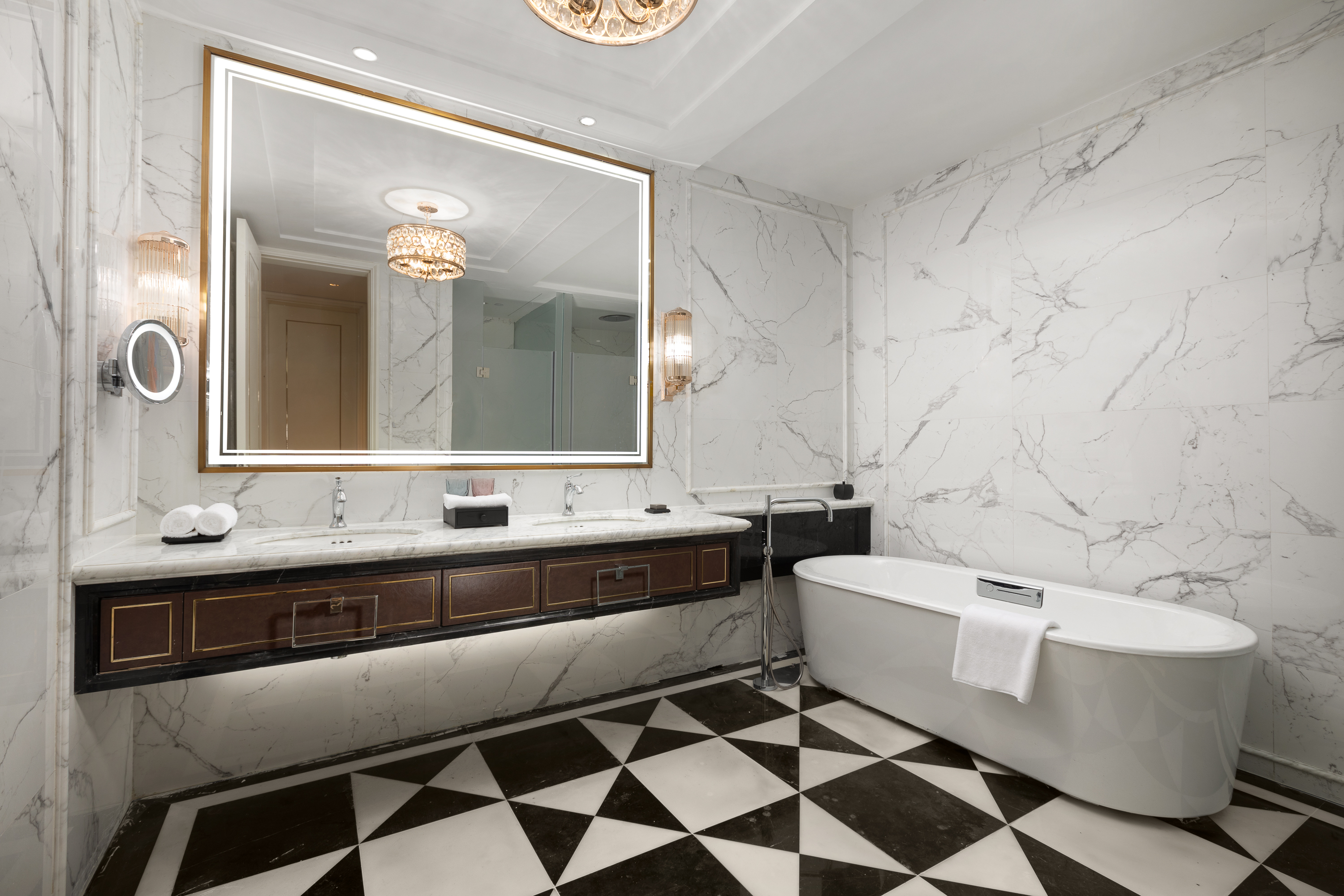 Guest room at the Wyndham Taian West in Taian, Other than US/Canada