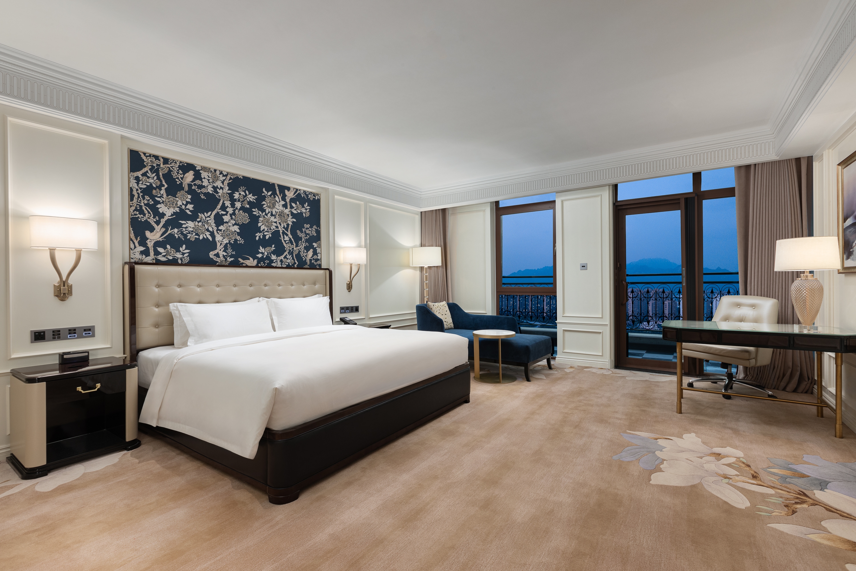 Wyndham Taian West suite in Taian, Other than US/Canada