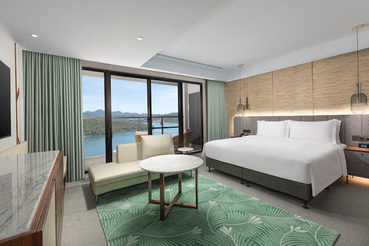 Guest room at the Wyndham Sun Moon Lake in Taiwan-Nantou, Other than US/Canada