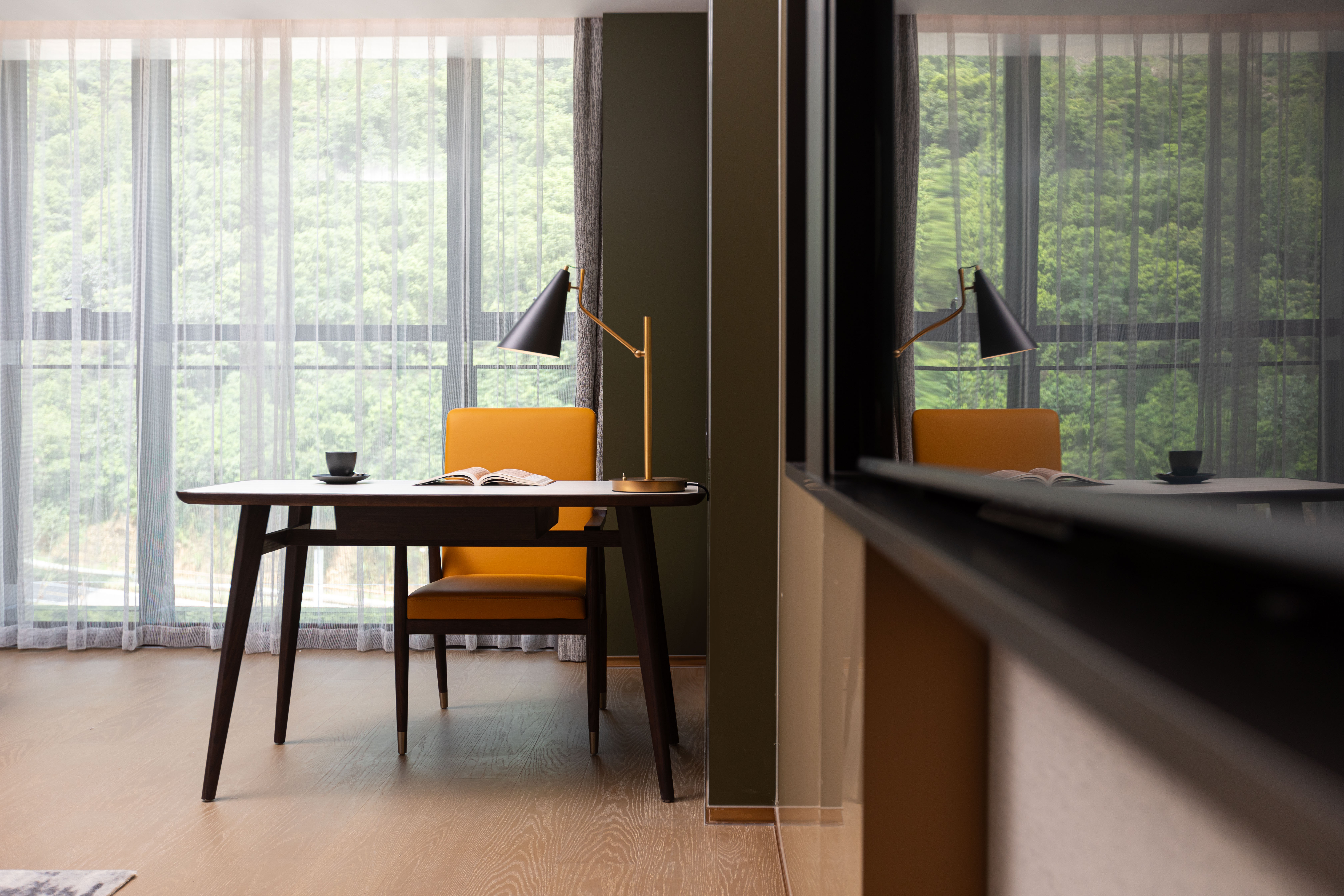 Guest room at the Wyndham Taizhou West in Taizhou, Other than US/Canada