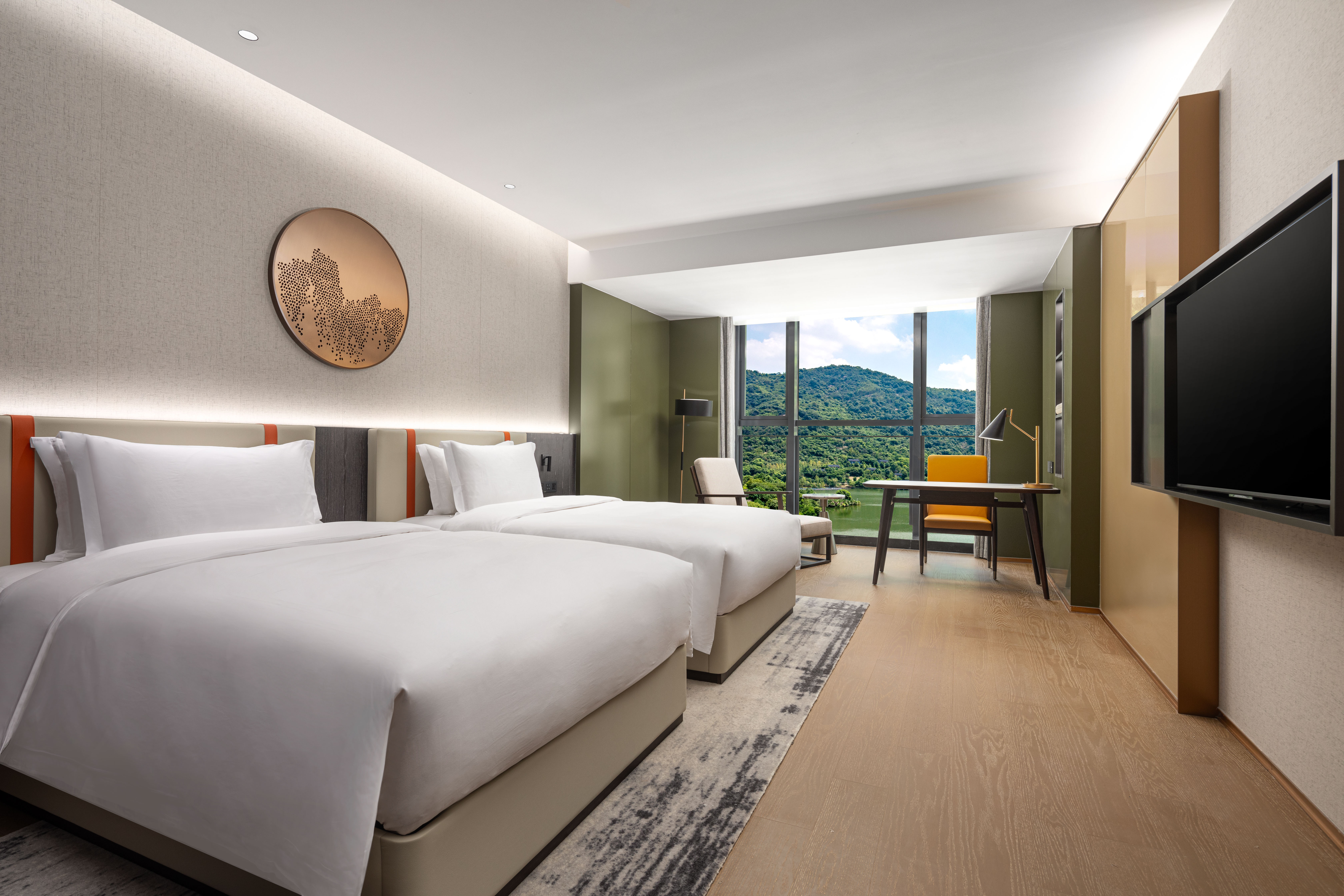 Guest room at the Wyndham Taizhou West in Taizhou, Other than US/Canada