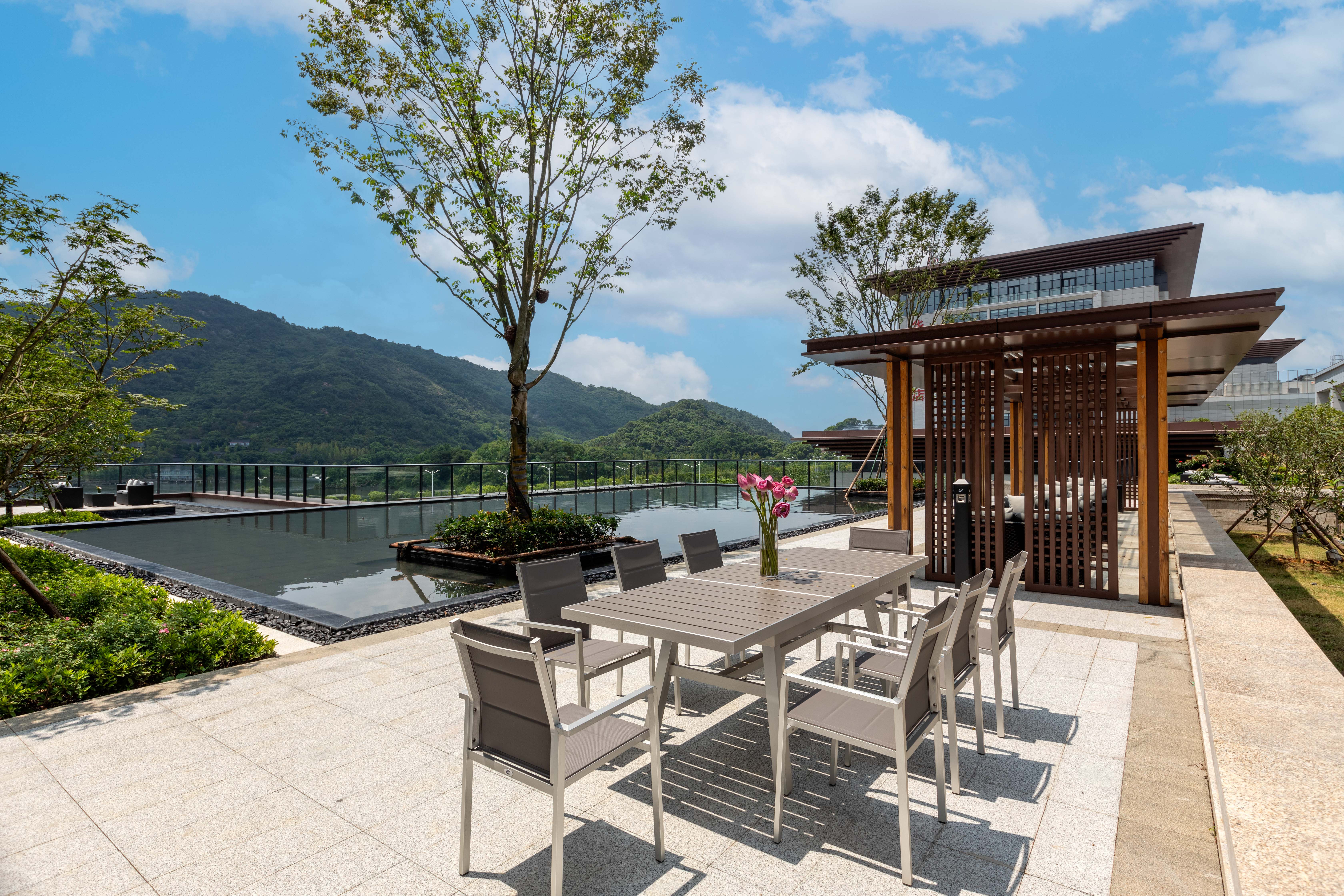 Pool at the Wyndham Taizhou West in Taizhou, Other than US/Canada