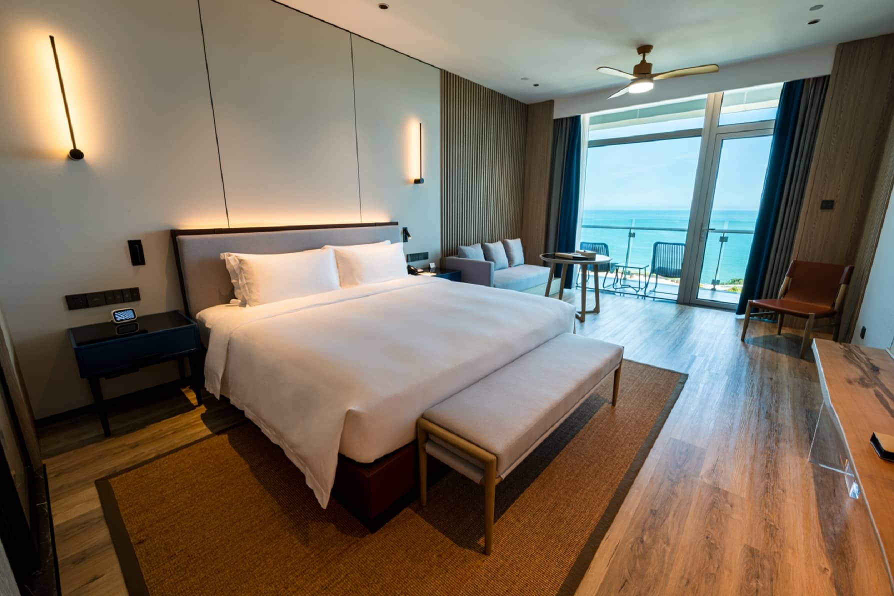 Guest room at the Wyndham Wenzhou Cangnan Resort in Wenzhou, Other than US/Canada