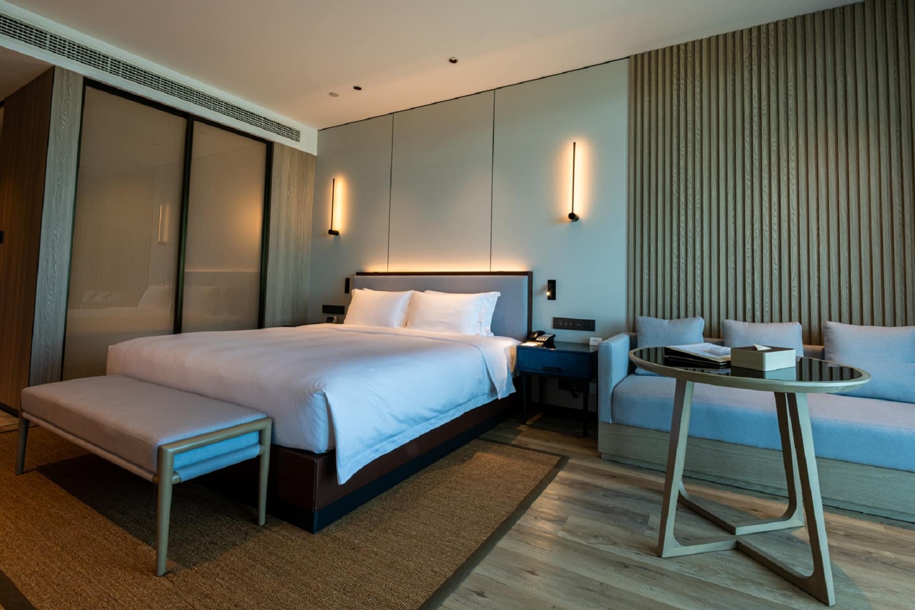 Guest room at the Wyndham Wenzhou Cangnan Resort in Wenzhou, Other than US/Canada