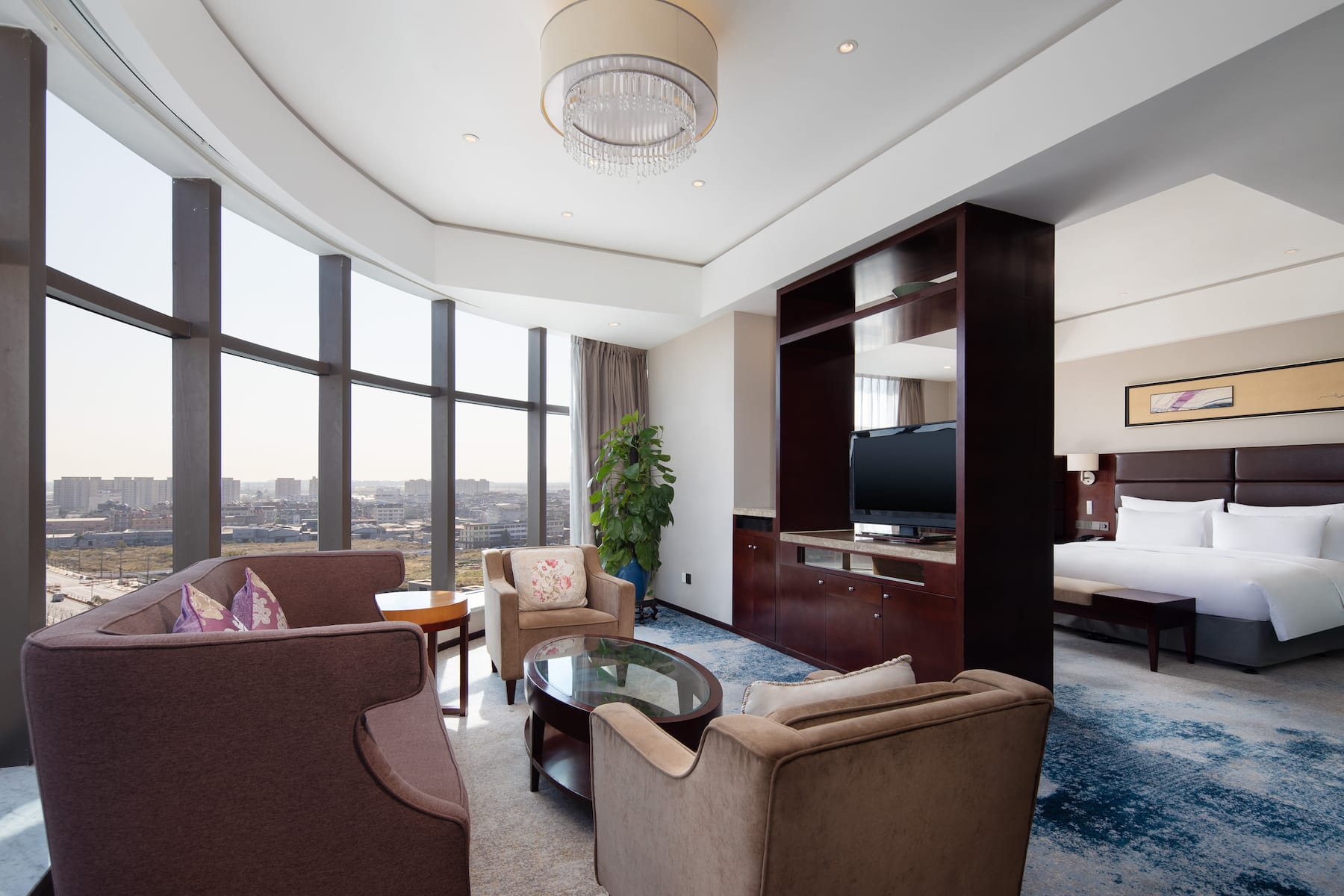 Guest room at the Wyndham Wenzhou in Wenzhou, Other than US/Canada