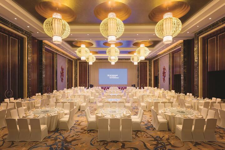 Wyndham Urumqi North ballroom banquet rounds in Wujiaqu, Other than US/Canada