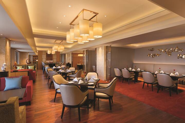 Wyndham Urumqi North restaurant breakfast area with seating in Wujiaqu, Other than US/Canada