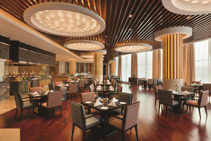 Wyndham Urumqi North restaurant main dining in Wujiaqu, Other than US/Canada