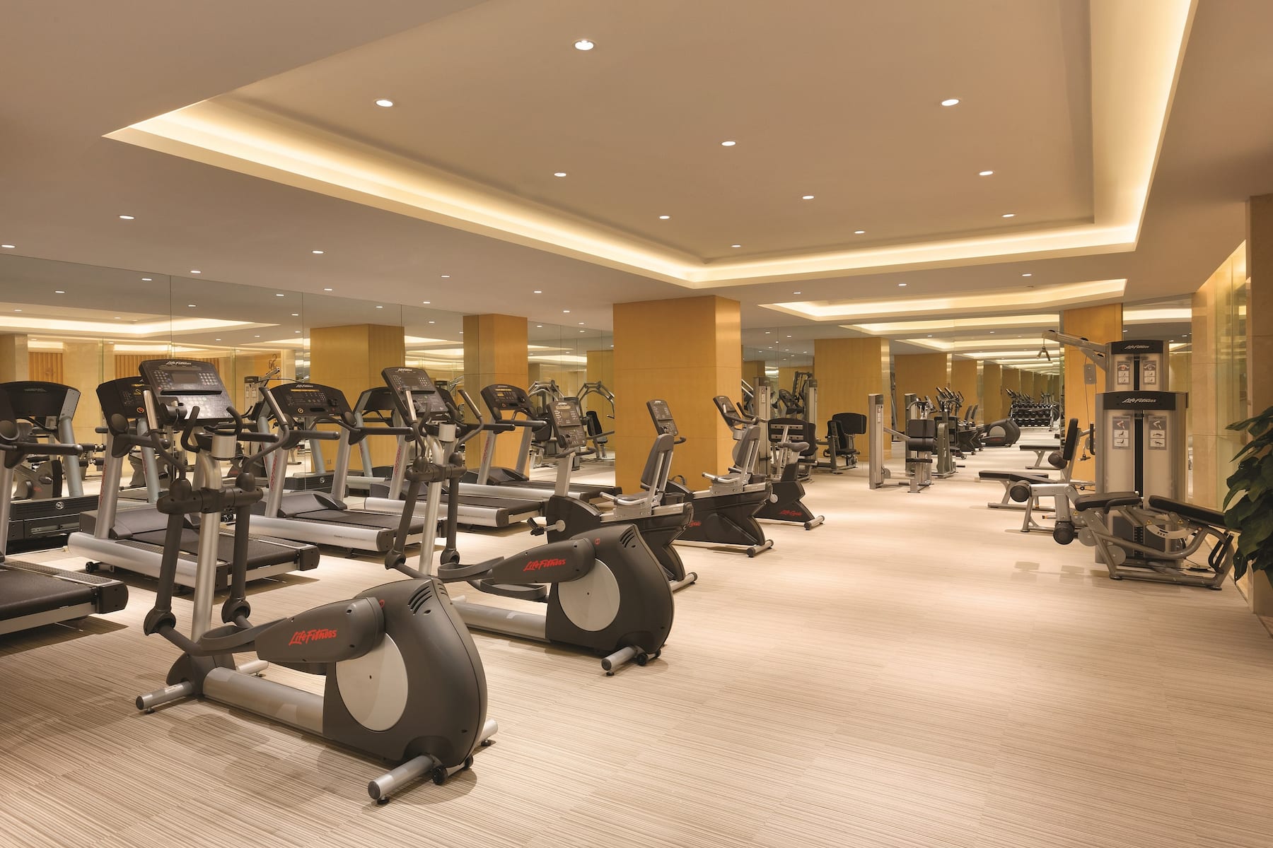 Fitness room at Wyndham Urumqi North in Wujiaqu, Other than US/Canada