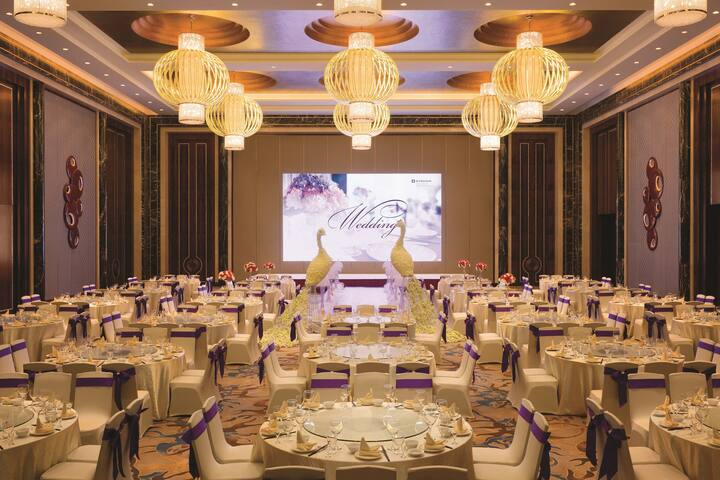 Wyndham Urumqi North ballroom wedding in Wujiaqu, Other than US/Canada