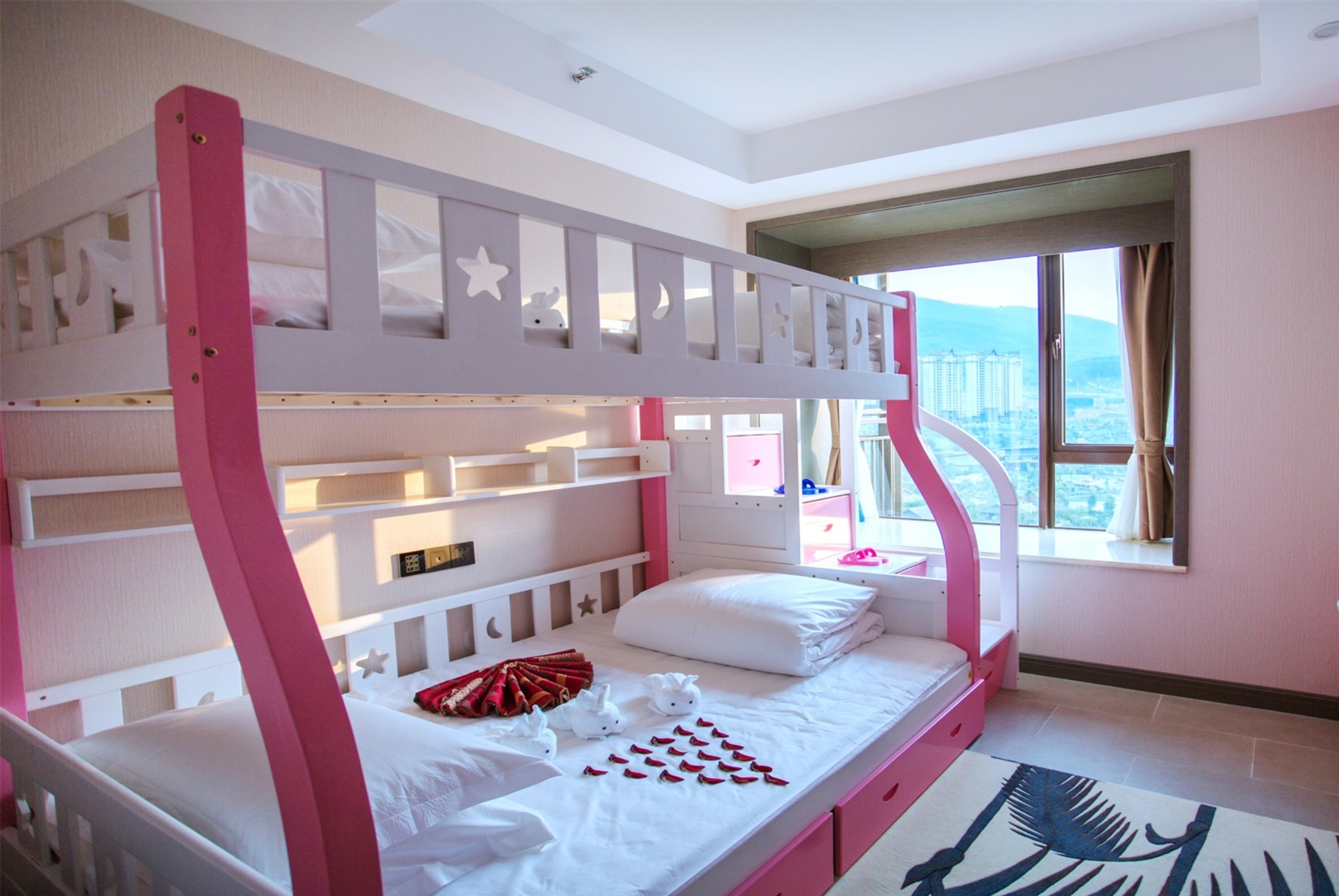 Guest room at the Wyndham Xishuangbanna South Resort in Xishuangbanna Dai Autonomous P, Other than US/Canada