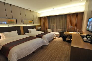 Guest room at the Wyndham Xuzhou East in Xuzhou, Other than US/Canada