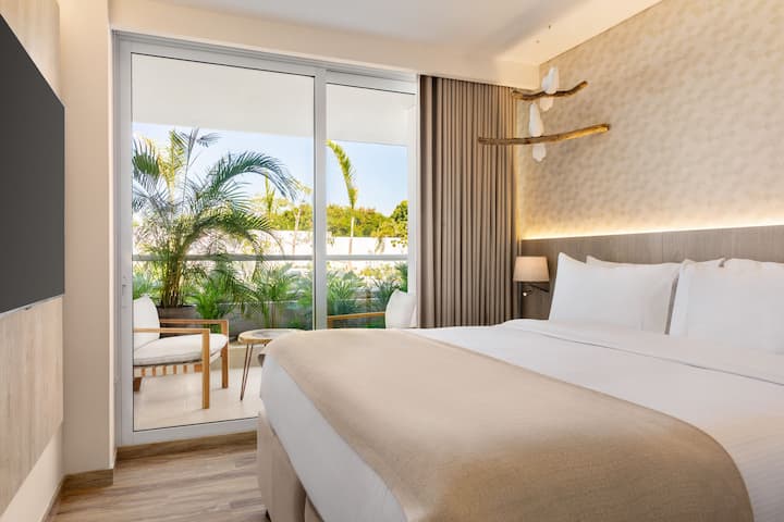 Guest room at the Wyndham Santa Marta Aluna Beach in Santa Marta, Other than US/Canada