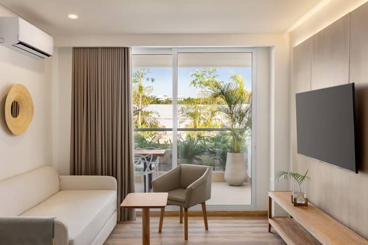 Wyndham Santa Marta Aluna Beach suite in Santa Marta, Other than US/Canada