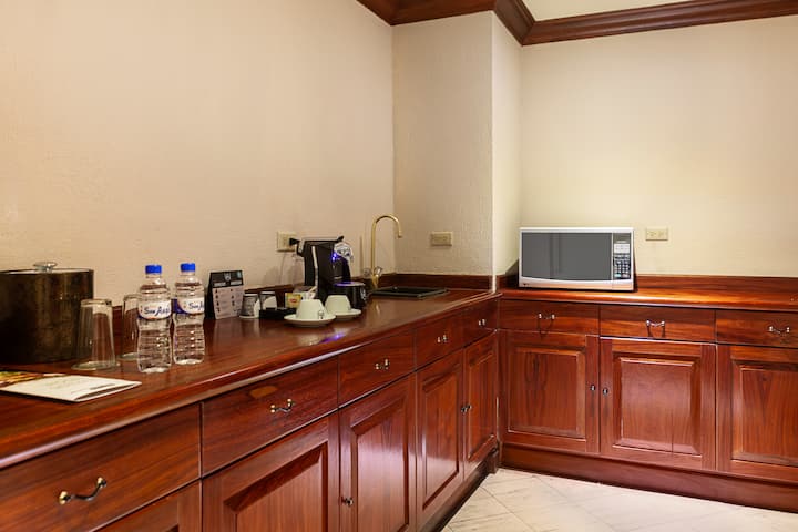 Guest room at the Wyndham San Jose Herradura Hotel & Convention Center in San Jose, Other than US/Canada
