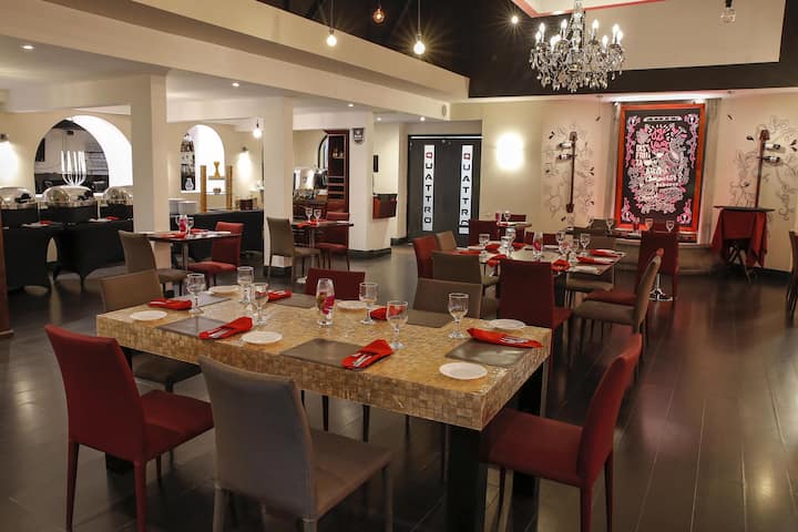 Wyndham San Jose Herradura Hotel & Convention Center restaurant in San Jose, Other than US/Canada
