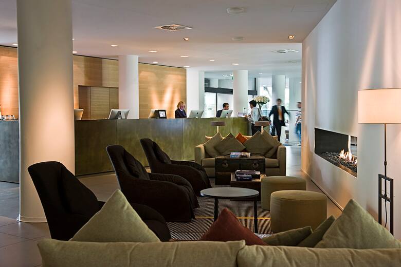 Wyndham Berlin Excelsior hotel lobby in Berlin, Other than US/Canada