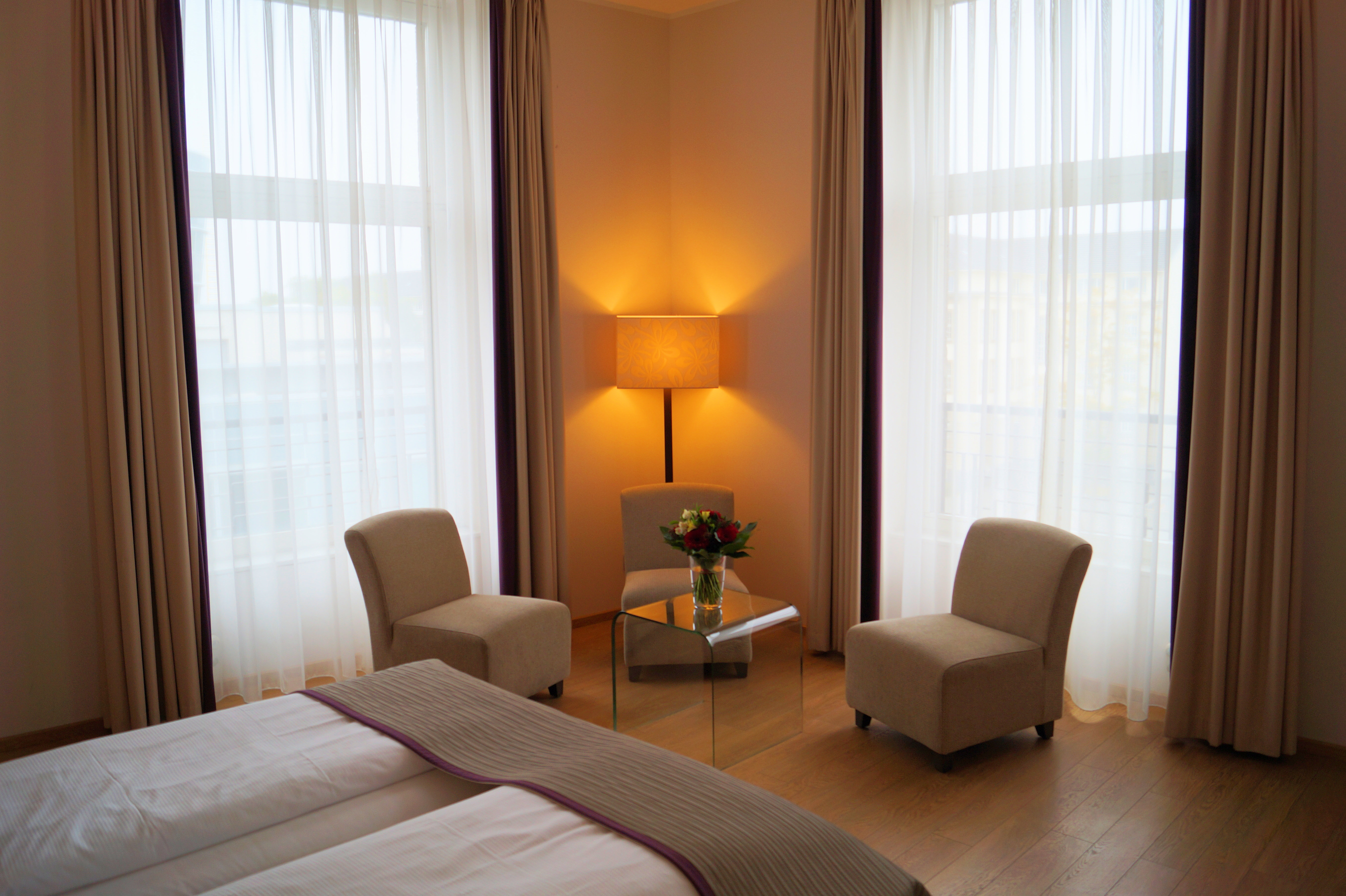 Wyndham Duisburger Hof suite in Duisburg, Other than US/Canada