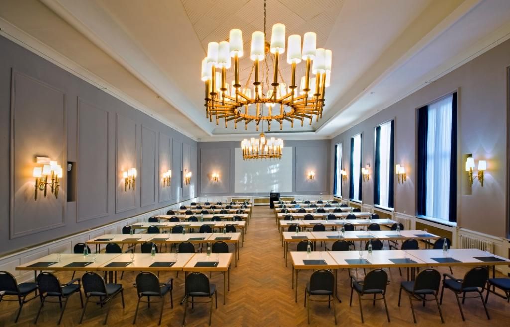 Wyndham Duisburger Hof ballroom in Duisburg, Other than US/Canada
