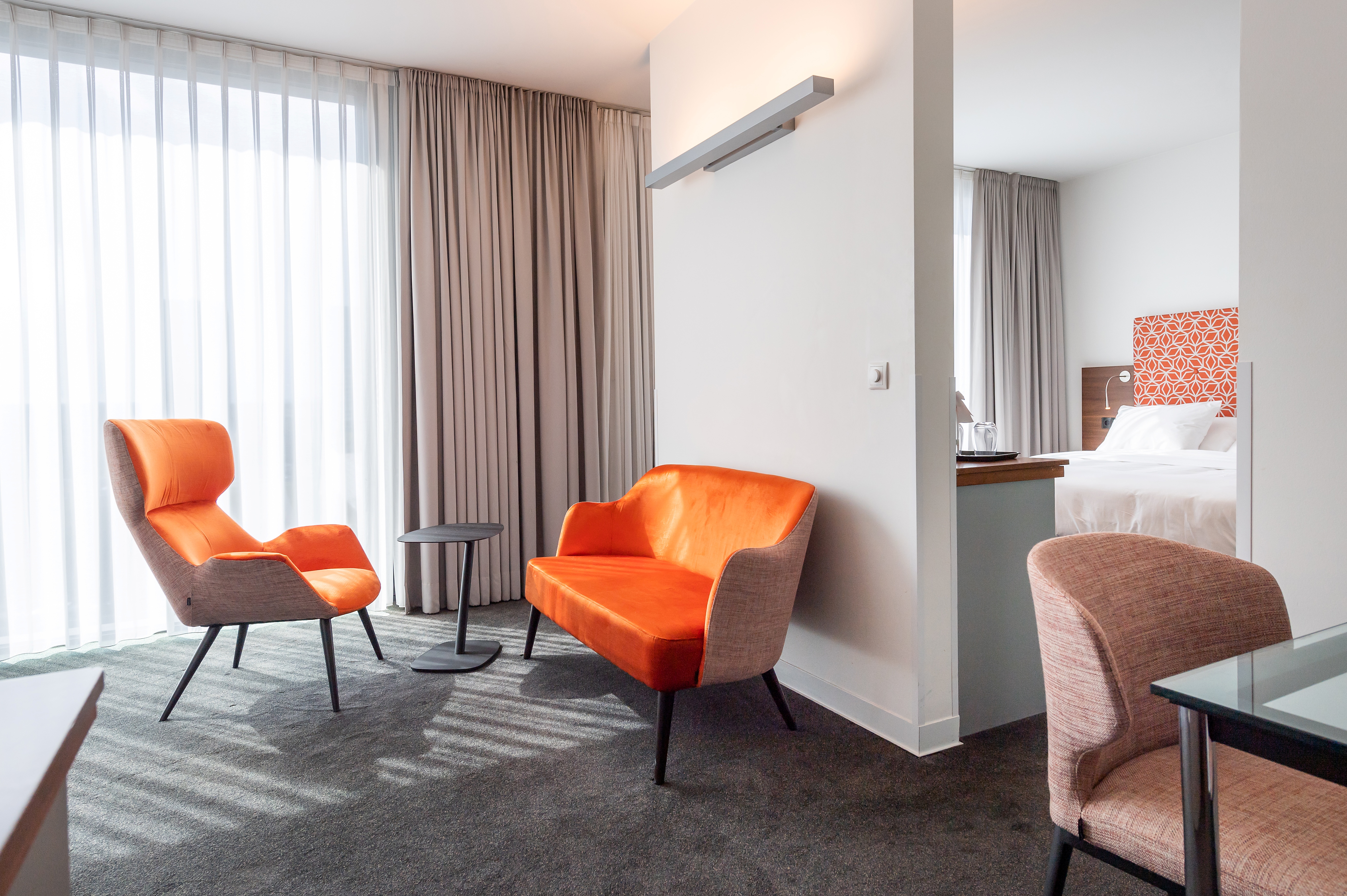 Guest room at the Wyndham Frankfurt Niederrad in Frankfurt am Main, Other than US/Canada