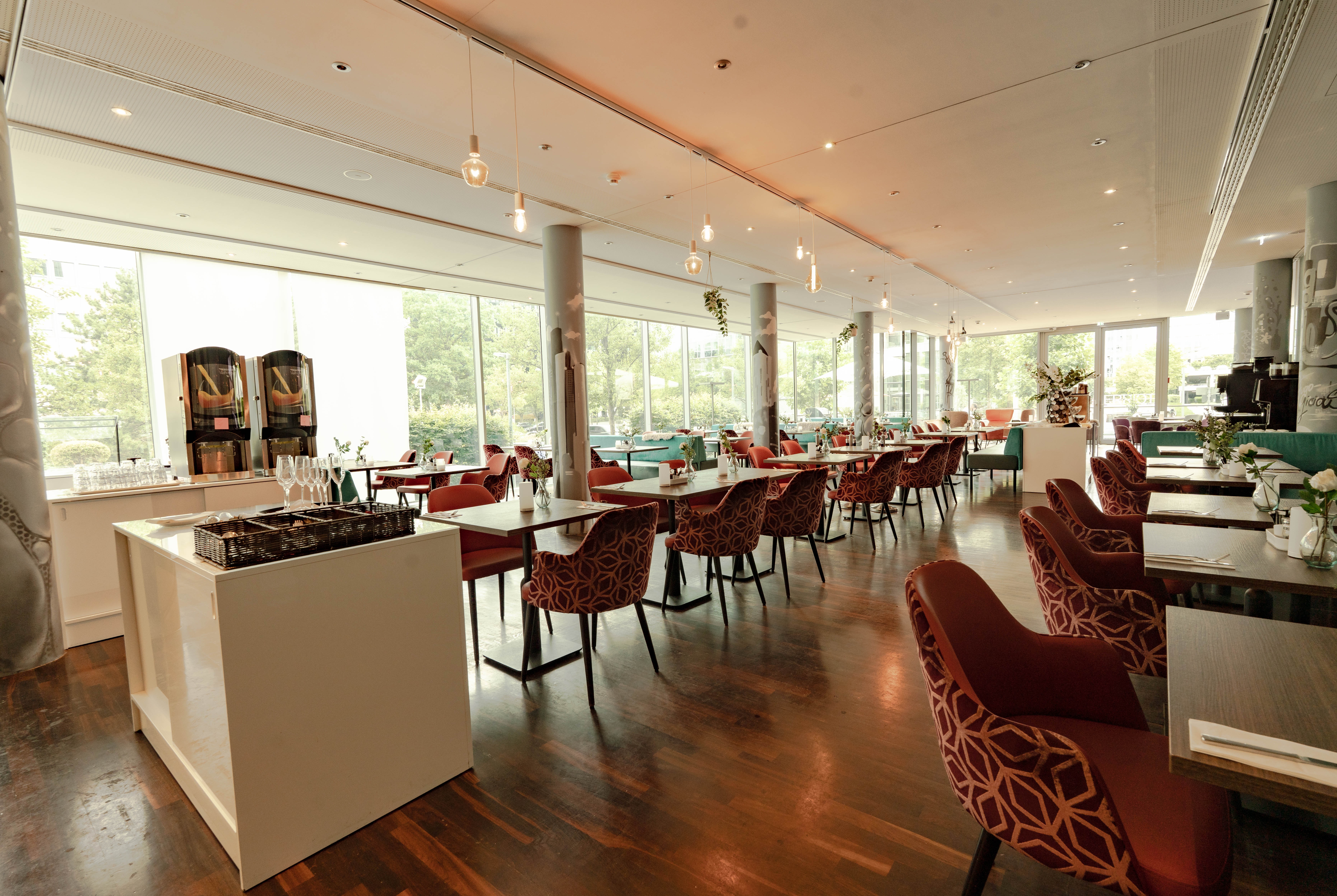 Wyndham Frankfurt Niederrad restaurant in Frankfurt am Main, Other than US/Canada