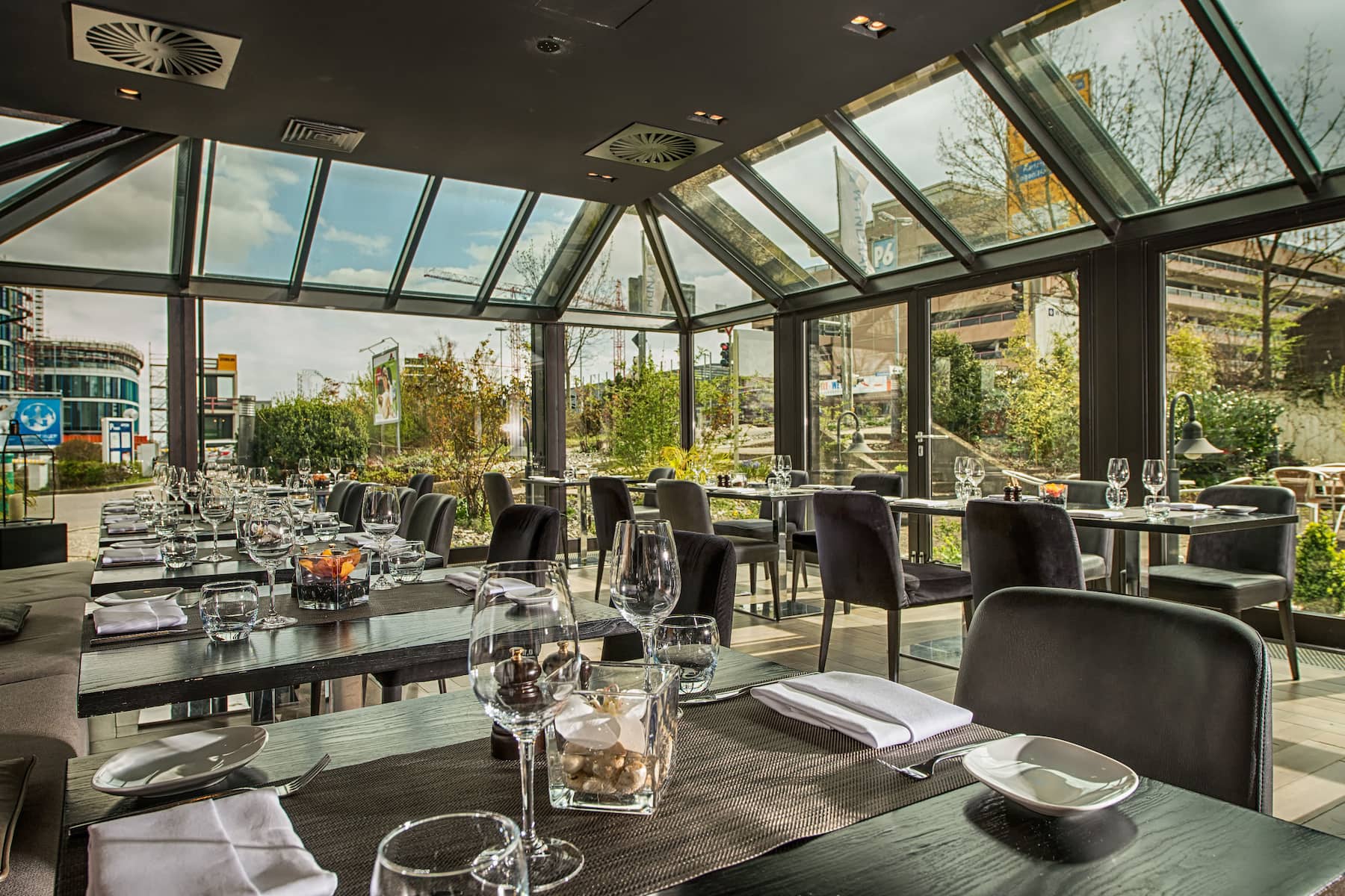 Wyndham Stuttgart Airport Messe restaurant in Stuttgart, Other than US/Canada