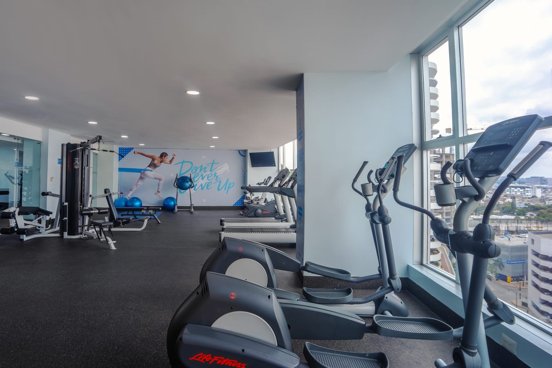 Fitness room at Wyndham Guayaquil Puerto Santa Ana in Guayaquil, Other than US/Canada