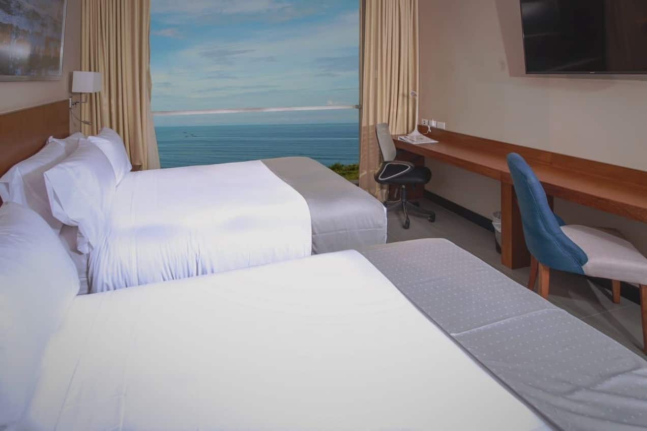 Guest room at the Wyndham Manta Sail Plaza Hotel and Convention Center in MANTA, Other than US/Canada