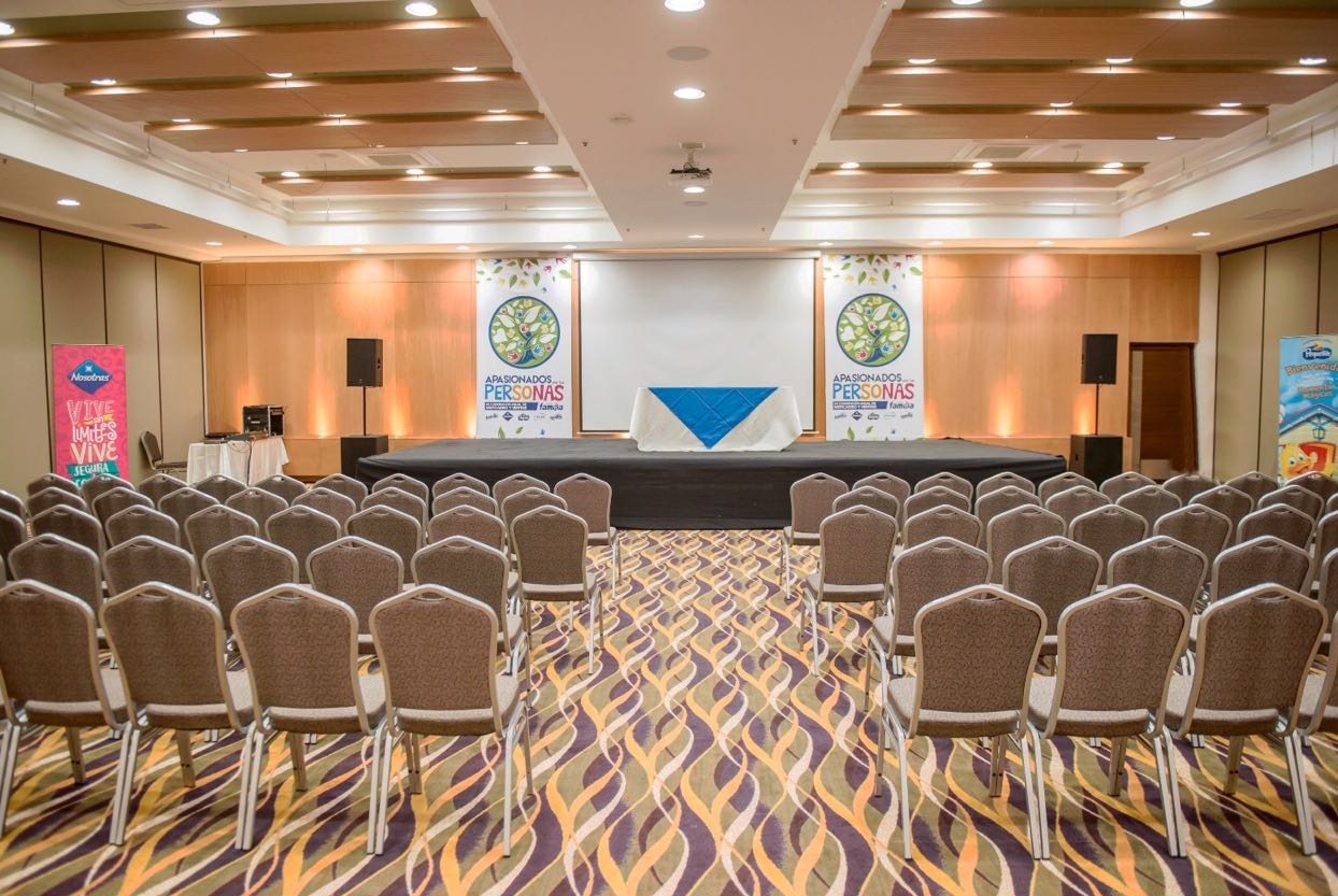 Meeting room at Wyndham Manta Sail Plaza Hotel and Convention Center in MANTA, Other than US/Canada