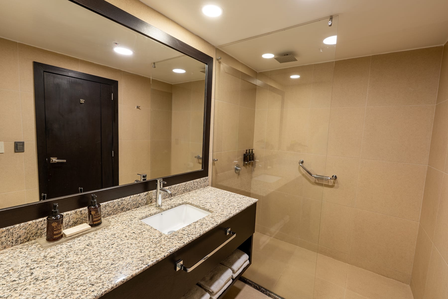 Guest room bath at the Wyndham Quito Airport in Quito, Other than US/Canada