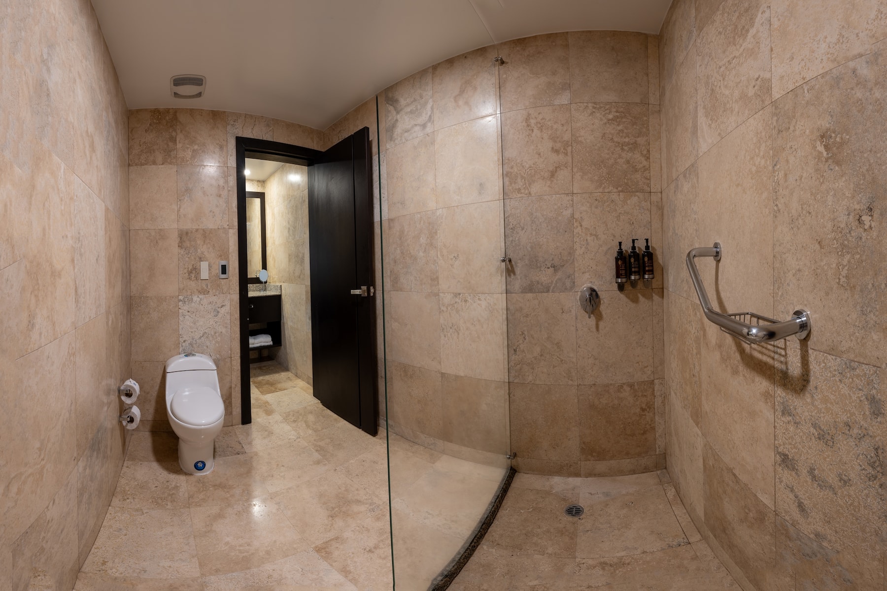 Guest room bath at the Wyndham Quito Airport in Quito, Other than US/Canada