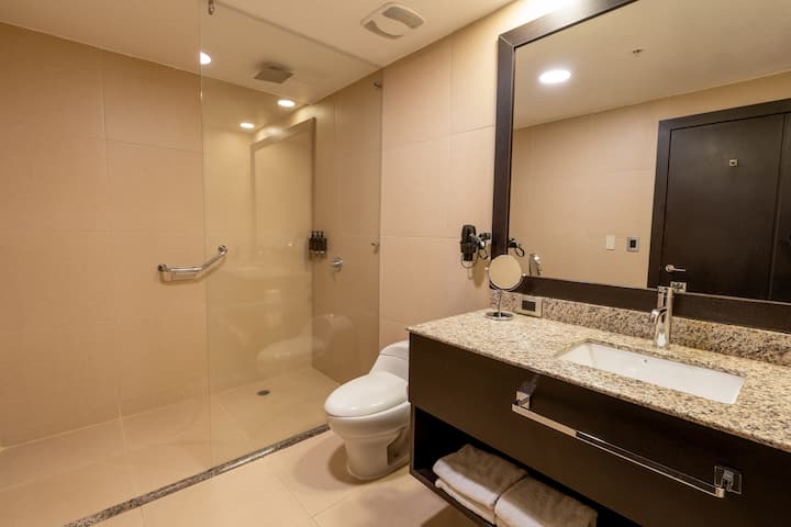 Guest room bath at the Wyndham Quito Airport in Quito, Other than US/Canada