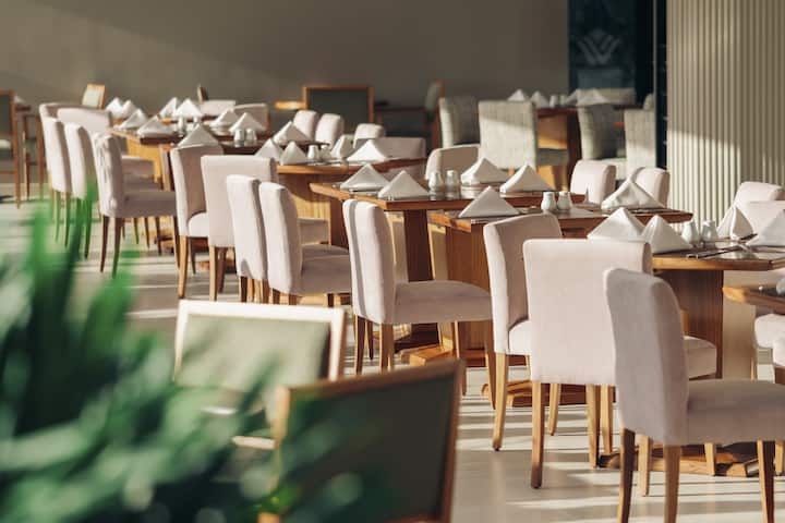 Wyndham Quito Airport restaurant in Quito, Other than US/Canada