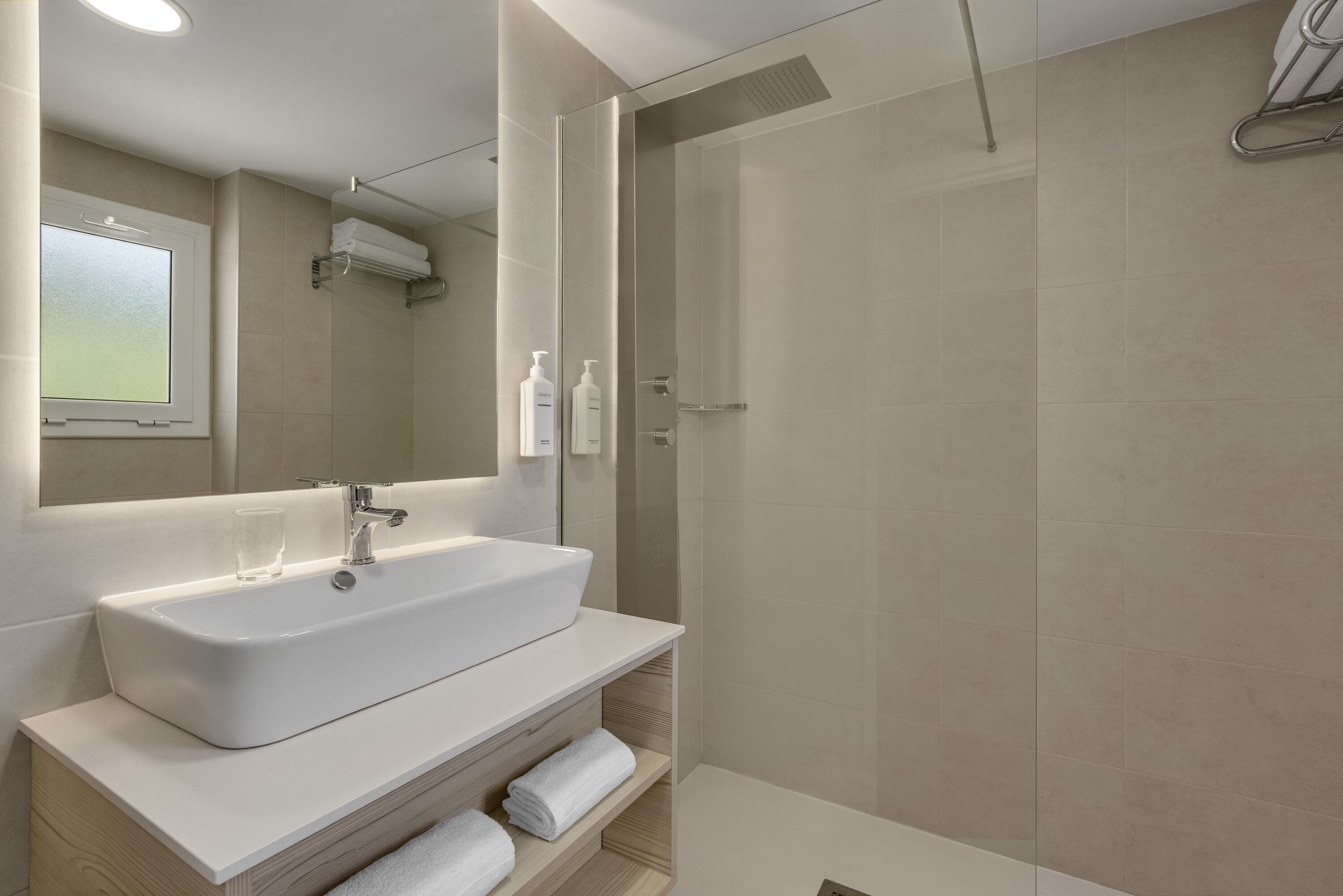 Guest room bath at the Wyndham Mallorca Portocolom Resort in Portocolom, Other than US/Canada