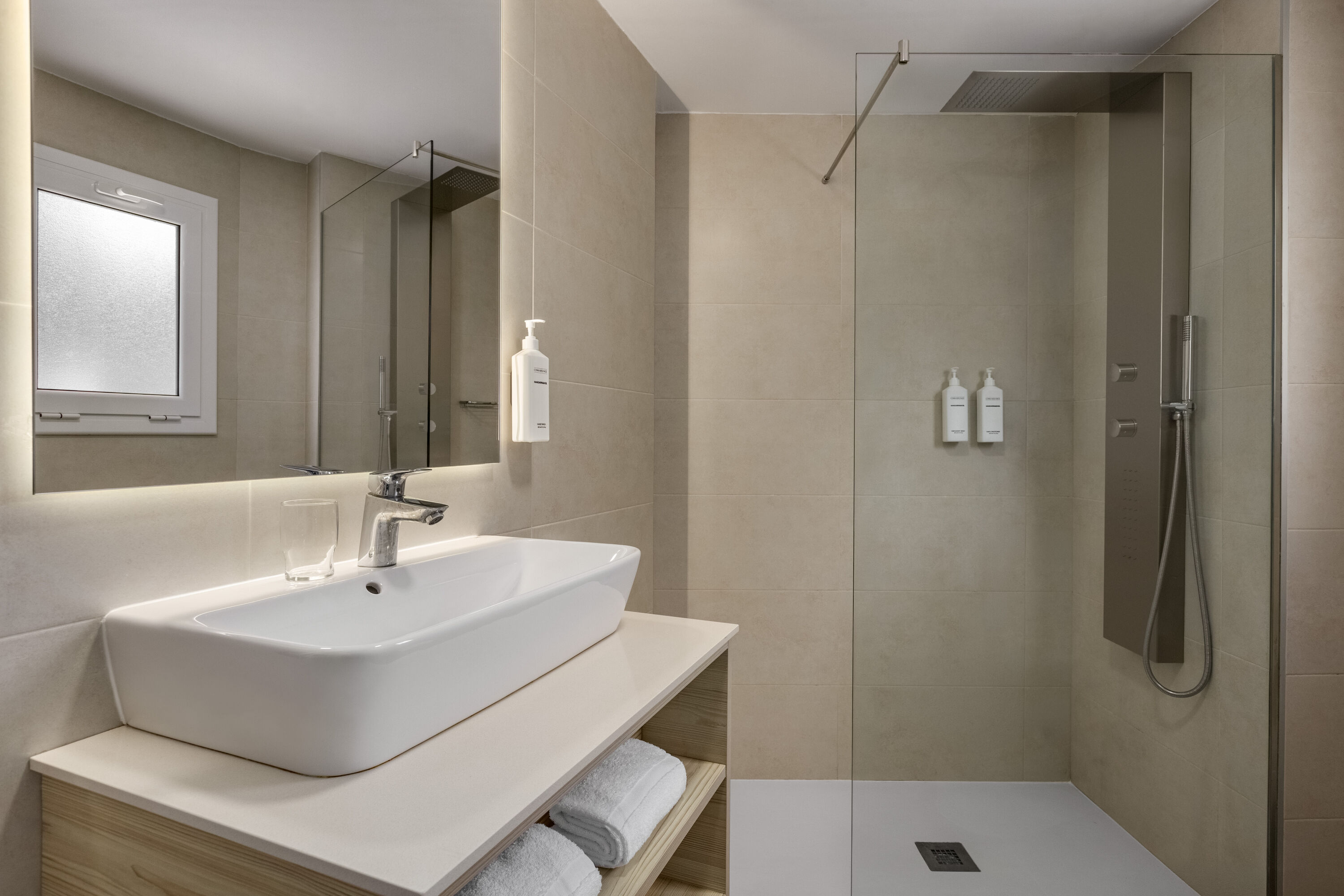 Guest room bath at the Wyndham Mallorca Portocolom Resort in Portocolom, Other than US/Canada