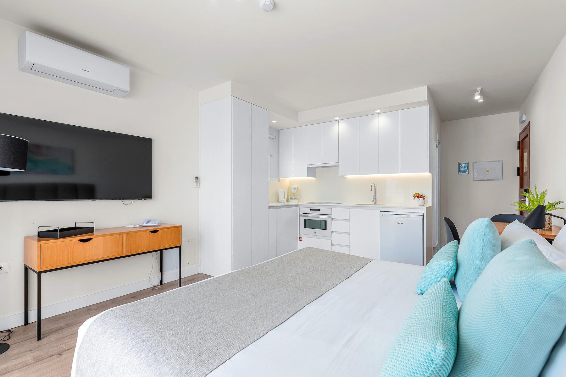 Wyndham Residences Tenerife Golf del Sur suite in San Miguel de Abona, Other than US/Canada