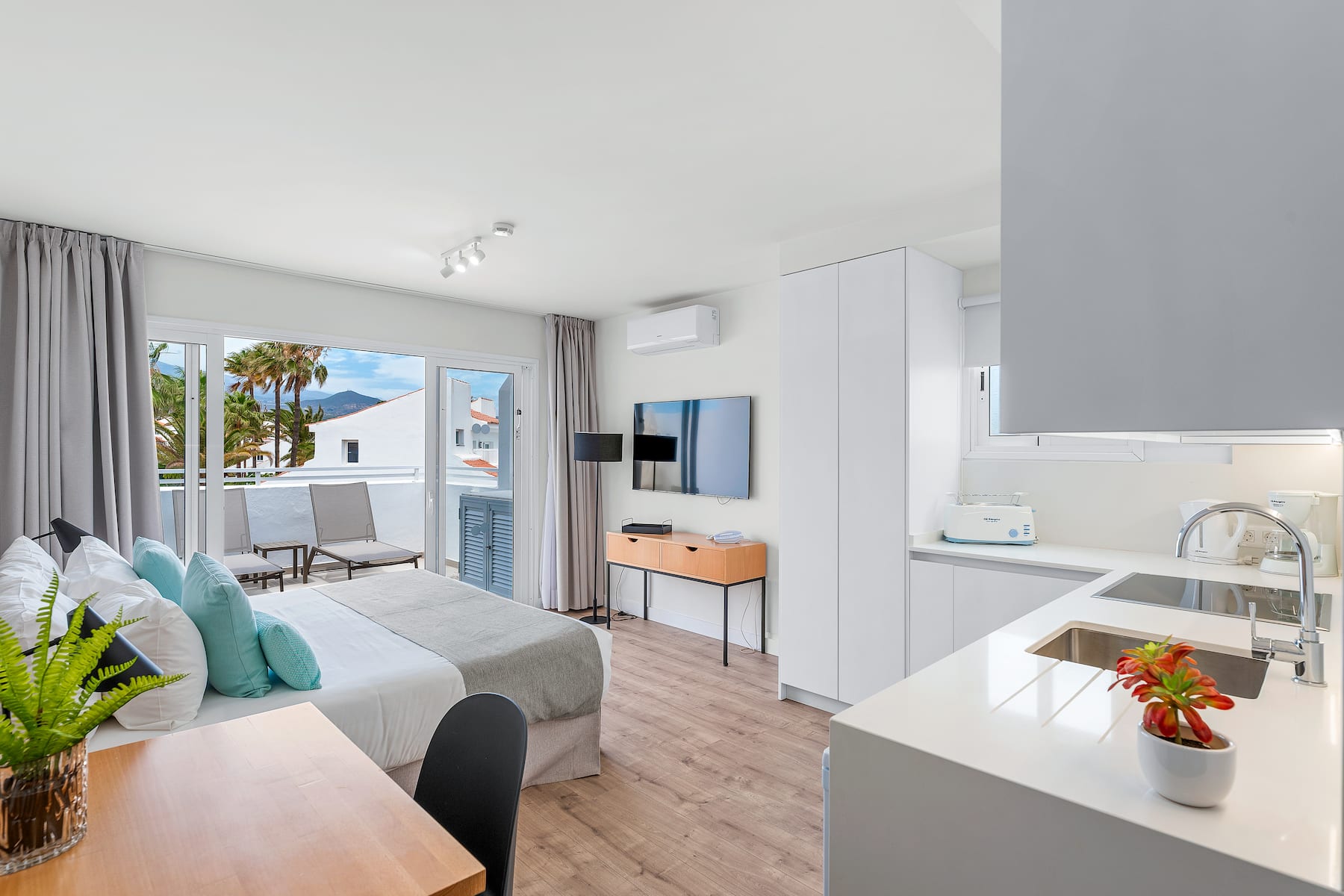 Wyndham Residences Tenerife Golf del Sur suite in San Miguel de Abona, Other than US/Canada