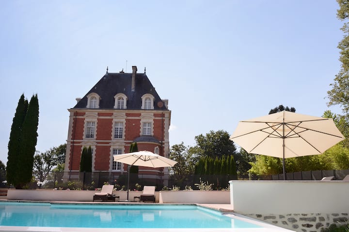 Pool daytime image at the Wyndham Halcyon Resort La Souterraine in La Souterraine, Other than US/Canada