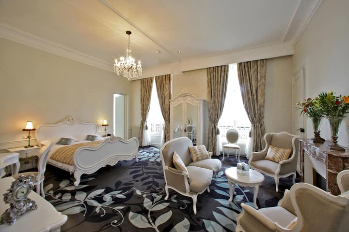 Guest room at the Wyndham Halcyon Resort La Souterraine in La Souterraine, Other than US/Canada