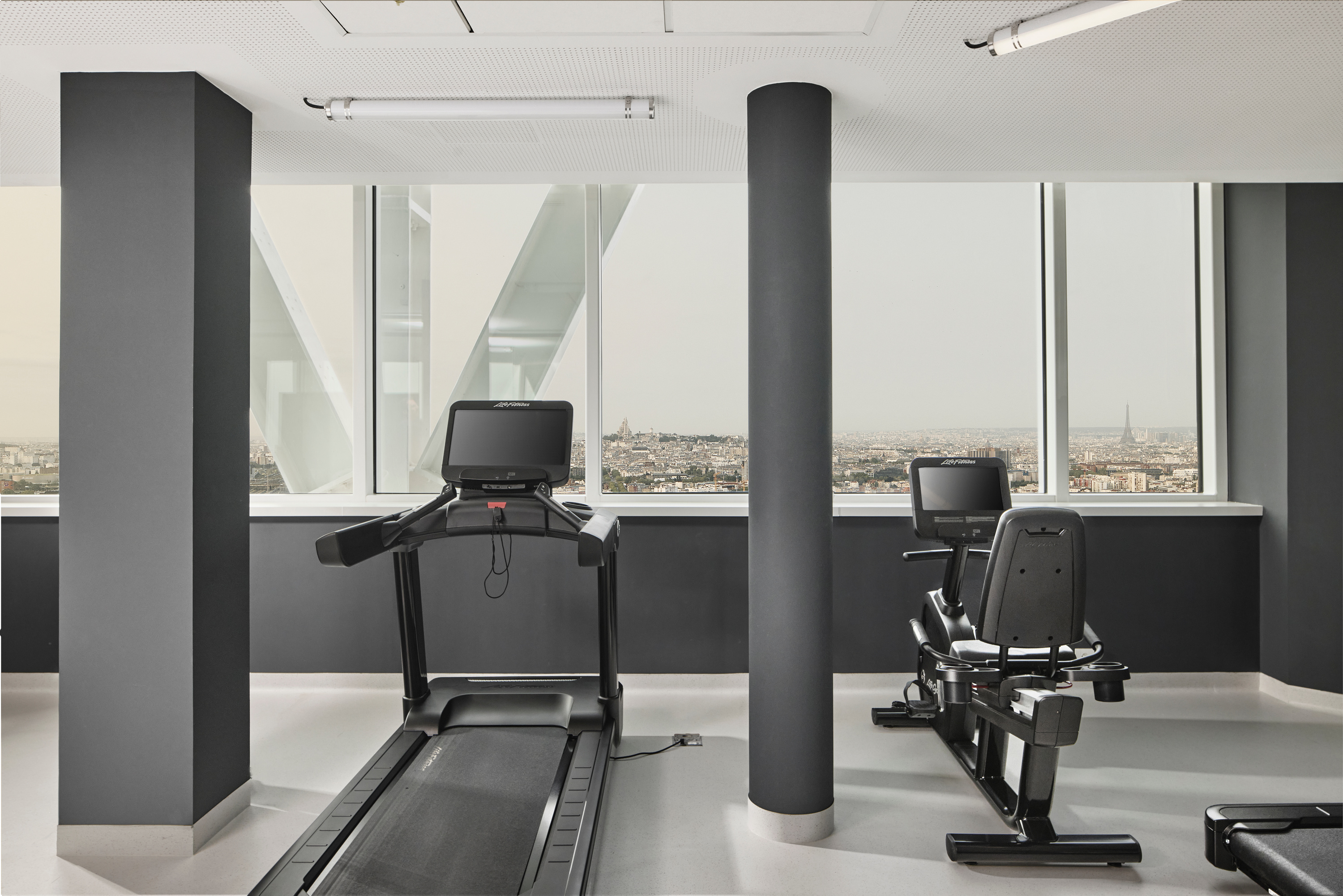 Fitness room at H4 Hotel Wyndham Paris Pleyel Resort in Paris, Other than US/Canada