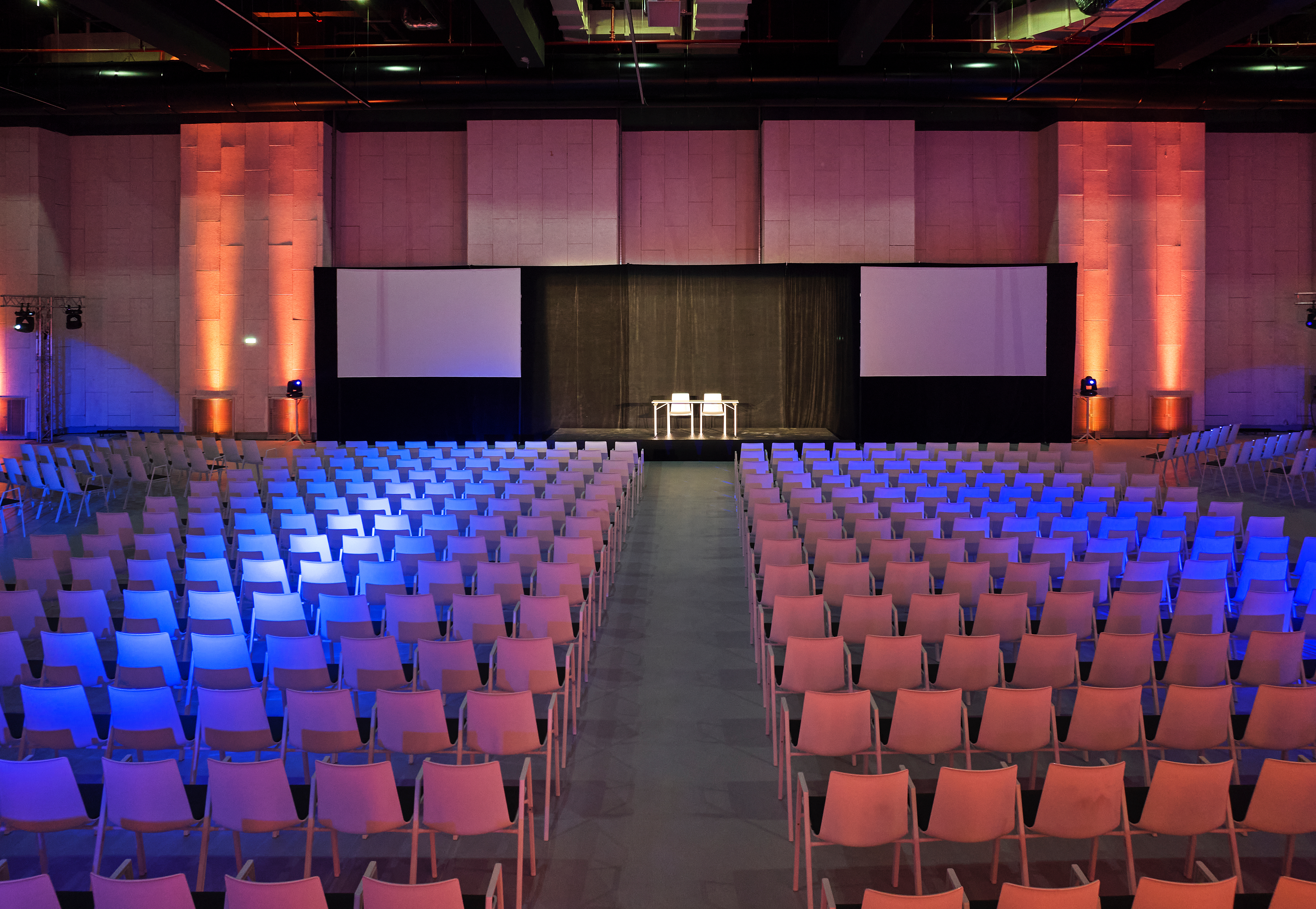 Meeting room at H4 Hotel Wyndham Paris Pleyel Resort in Paris, Other than US/Canada